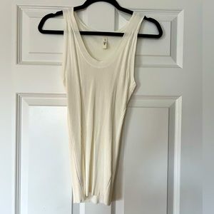 🕊 VICI stretchy layering tank